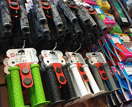 Как не стоит крепить резиновые рукоятки